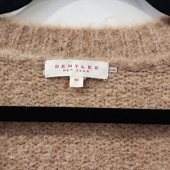 Demylee Cardigan - Picture 2 of 10